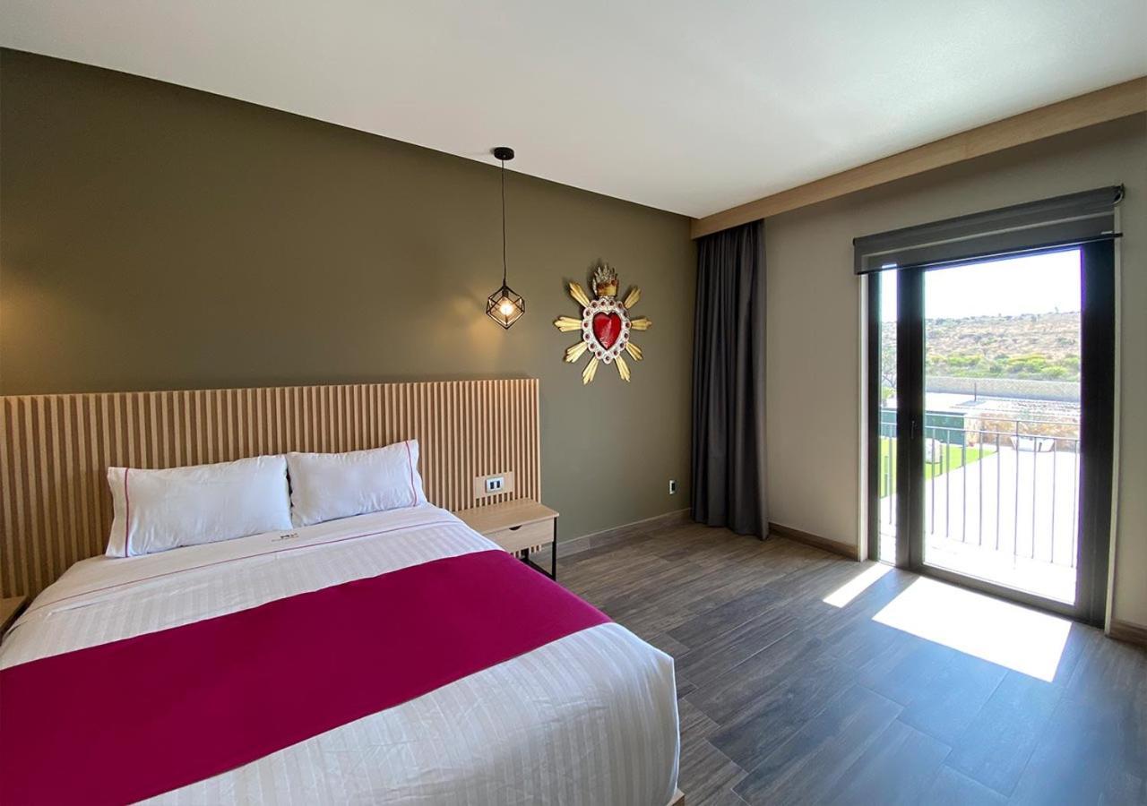 Mx Mas Hotel